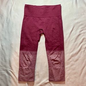 LULULEMON Crop Red-Pink Ombré Yoga Pants